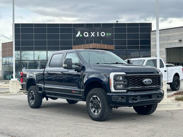 2023 Ford F-250 Super Duty Lariat Crew Cab 4WD