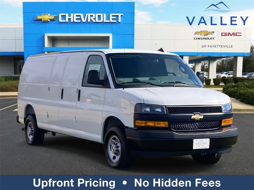 2025 Chevrolet Express Cargo 3500 RWD