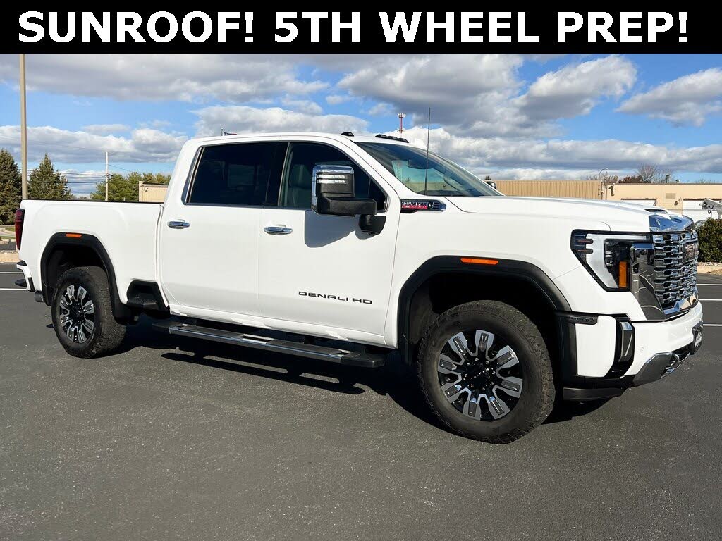 2025 GMC Sierra 2500HD Denali Crew Cab 4WD