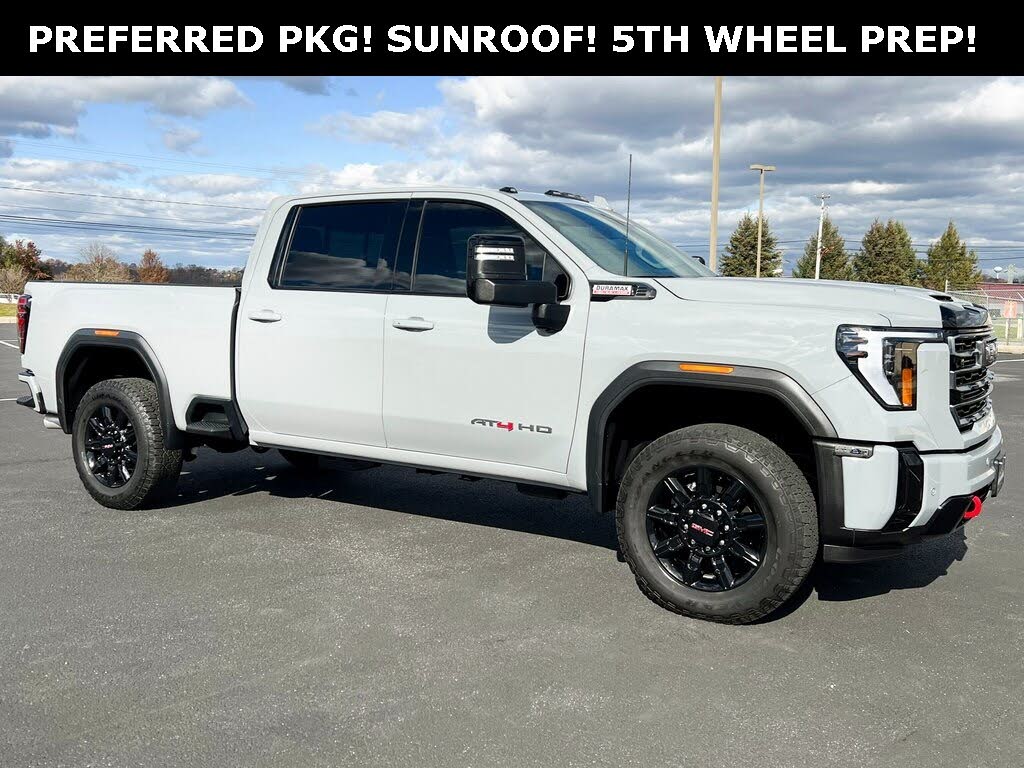 2025 GMC Sierra 2500HD AT4 Crew Cab 4WD