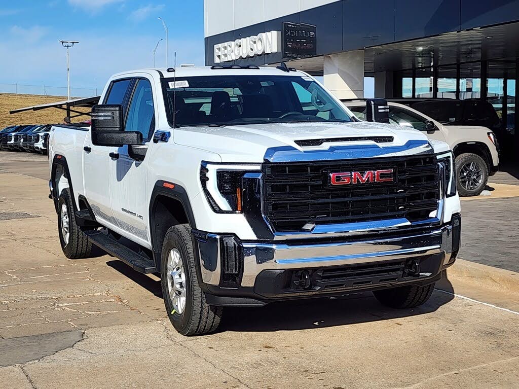 2026 GMC Sierra 2500HD Pro Crew Cab 4WD