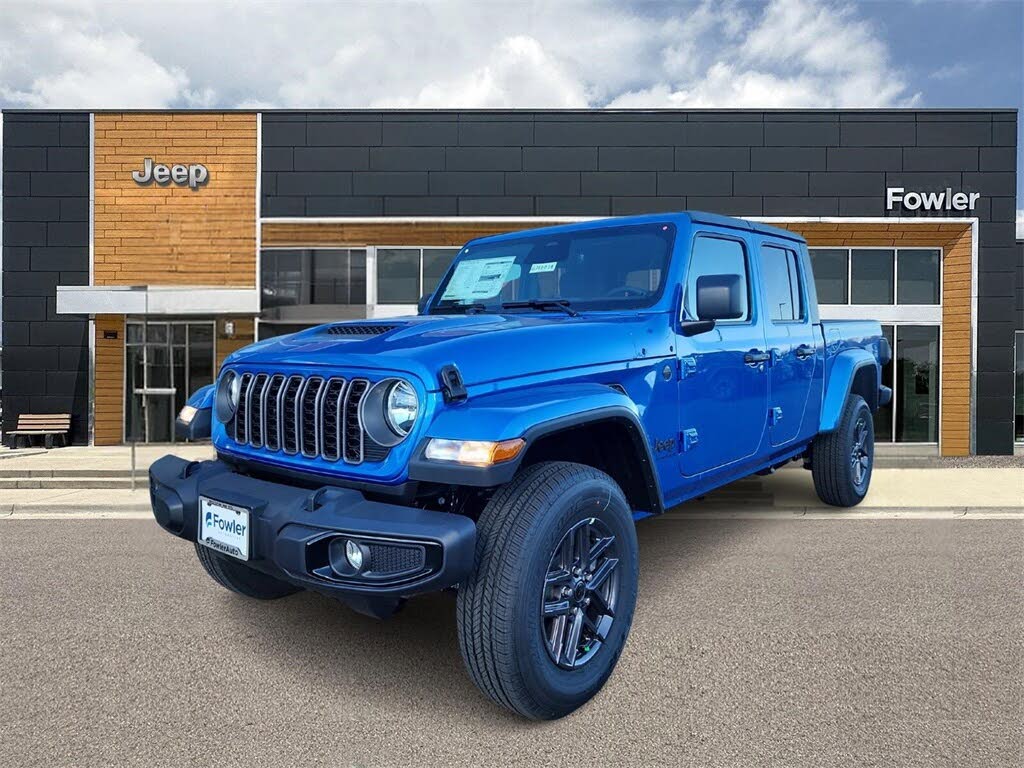 2026 Jeep Gladiator Sport S Crew Cab 4WD