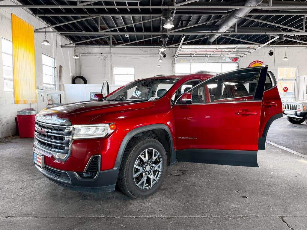 2023 GMC Acadia SLT AWD