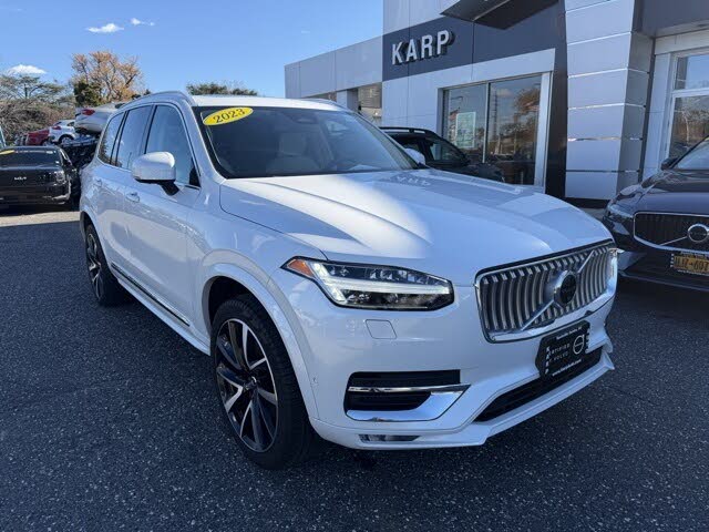 2023 Volvo XC90 B5 Plus Bright Theme AWD