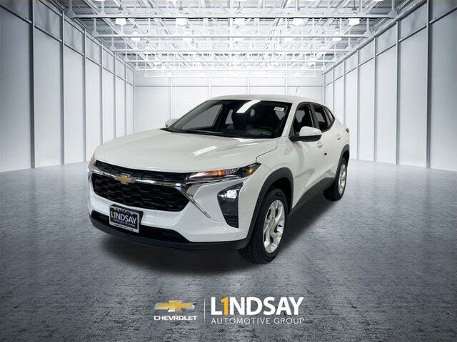 2025 Chevrolet Trax LS FWD