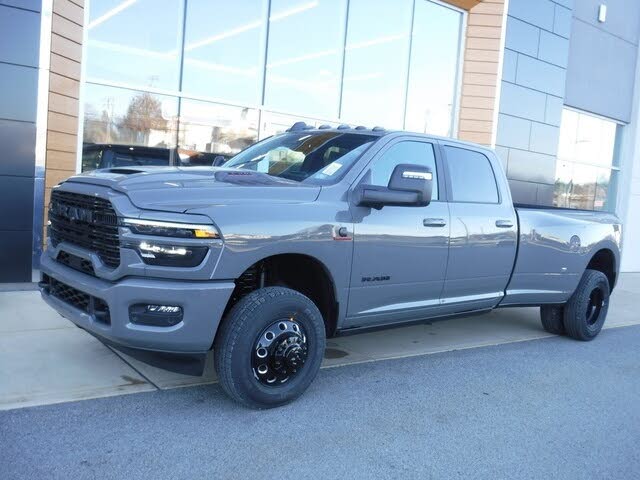 2026 RAM 3500 Laramie Crew Cab LB DRW 4WD
