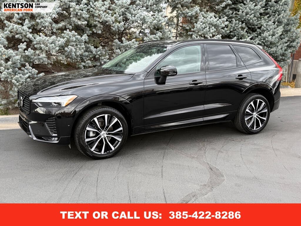 2024 Volvo XC60 B5 Plus Dark Theme AWD