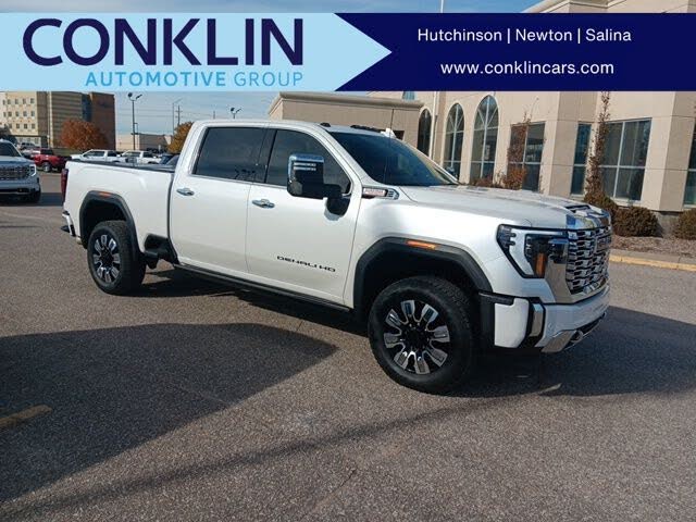 2025 GMC Sierra 2500HD Denali Crew Cab 4WD