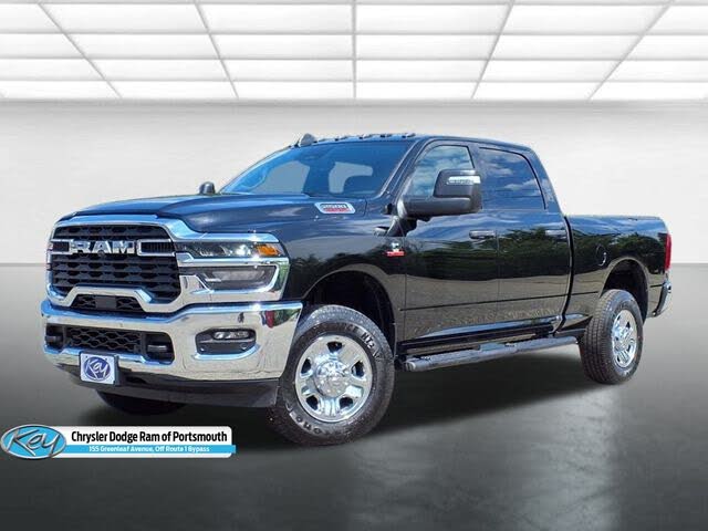 2025 RAM 2500 Tradesman Crew Cab 4WD