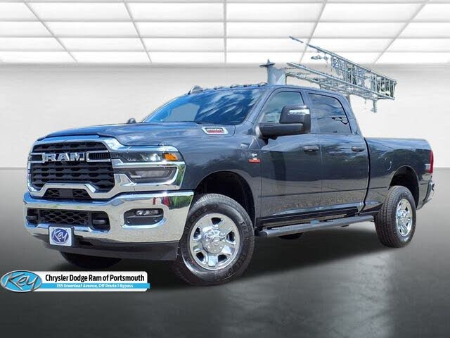 2025 RAM 2500 Tradesman Crew Cab 4WD