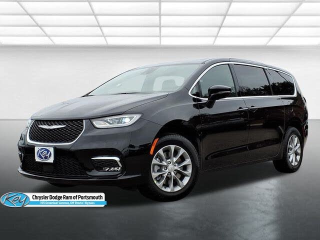 2026 Chrysler Pacifica Select AWD