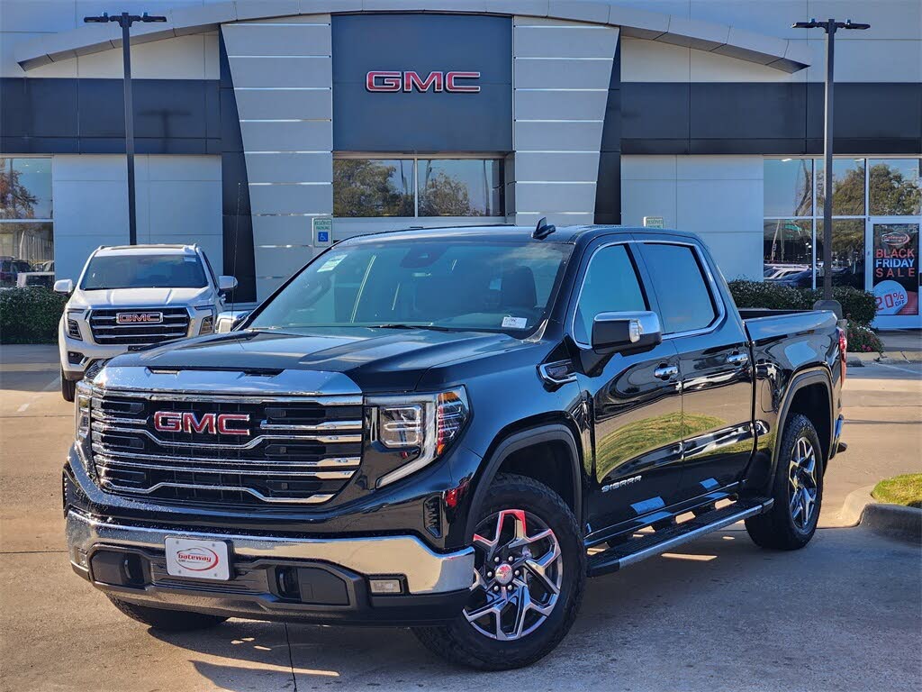 2026 GMC Sierra 1500 SLT Crew Cab RWD