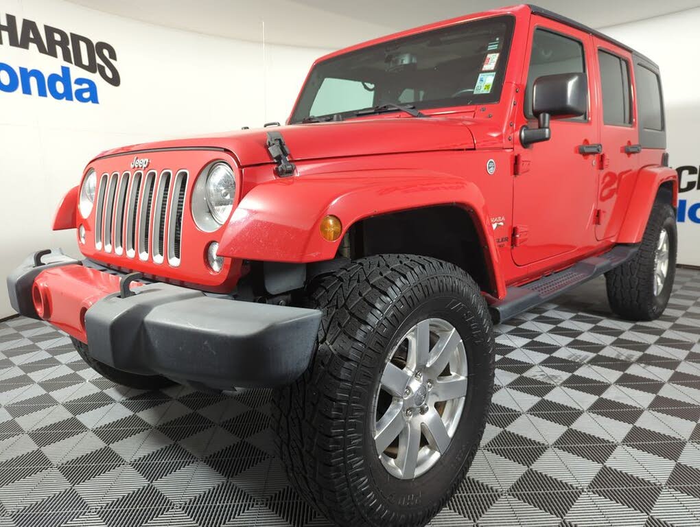 2016 Jeep Wrangler Unlimited Sahara 4WD