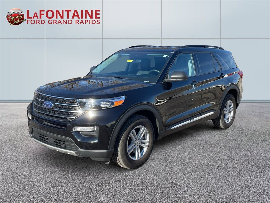 2023 Ford Explorer XLT AWD