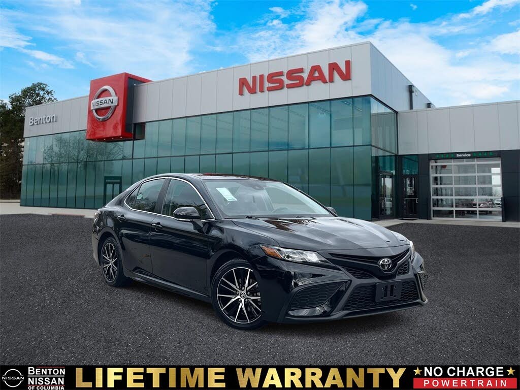 2024 Toyota Camry SE FWD