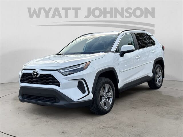 2024 Toyota RAV4 XLE AWD