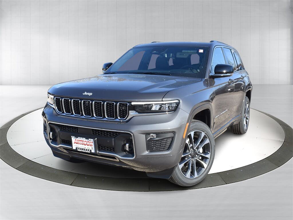 2025 Jeep Grand Cherokee Overland 4WD