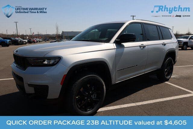 2025 Jeep Grand Cherokee L Altitude 4WD