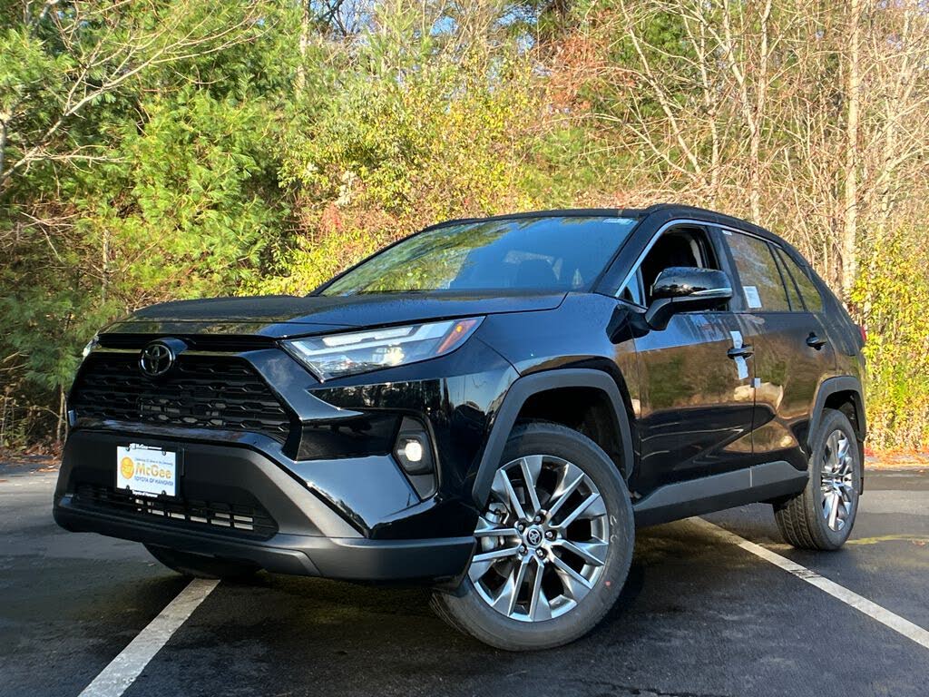 2025 Toyota RAV4 XLE Premium AWD