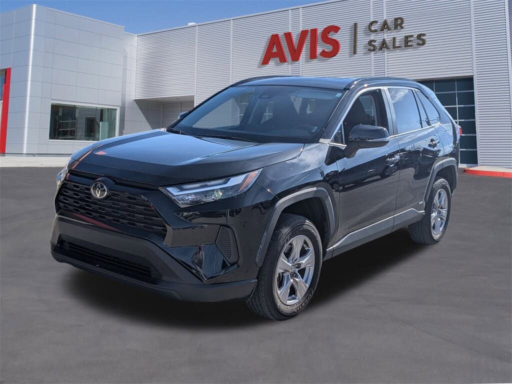 2025 Toyota RAV4 Hybrid XLE AWD