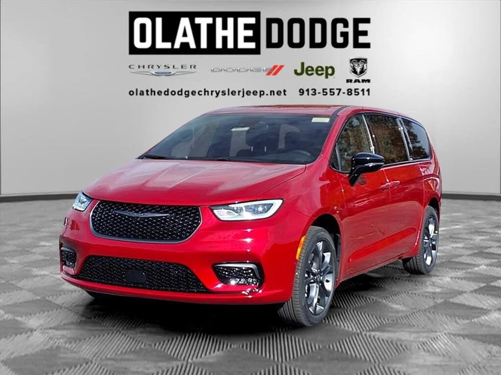 2026 Chrysler Pacifica Select AWD