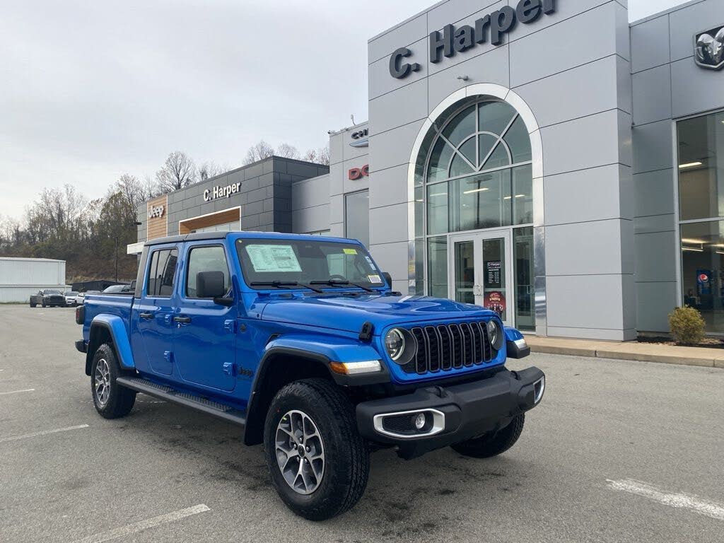 2026 Jeep Gladiator Sport S Crew Cab 4WD