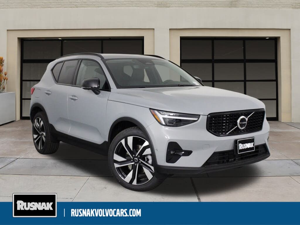 2026 Volvo XC40 B5 Ultra AWD