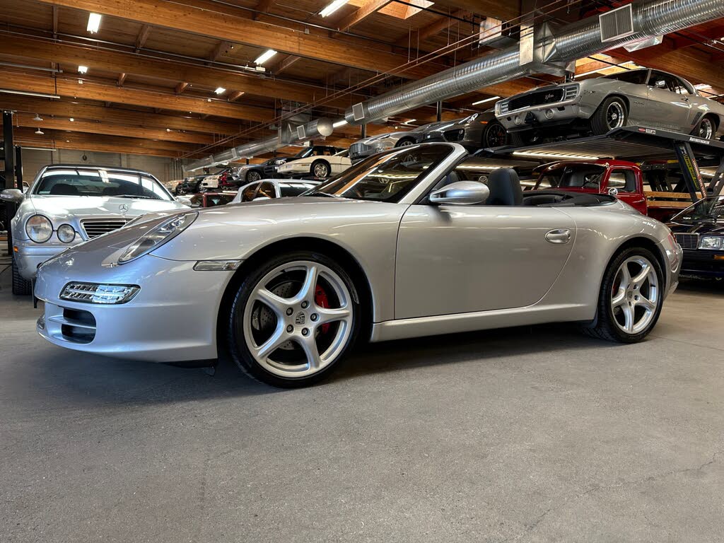 2006 Porsche 911 Carrera Cabriolet RWD