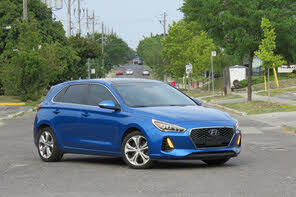 Hyundai Elantra GT Sport Ultimate FWD