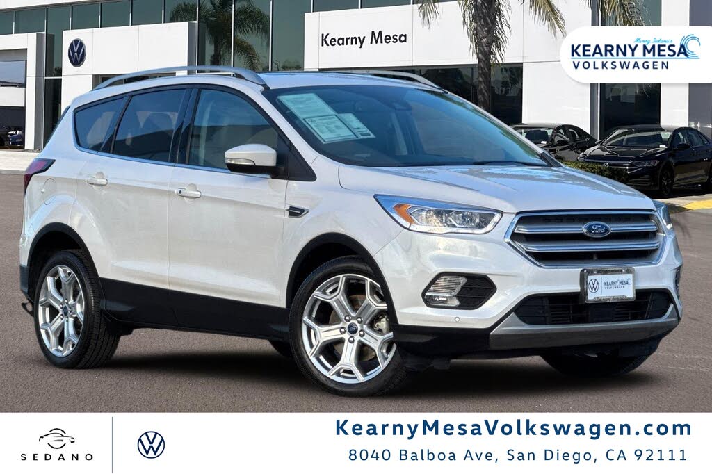 2019 Ford Escape Titanium FWD