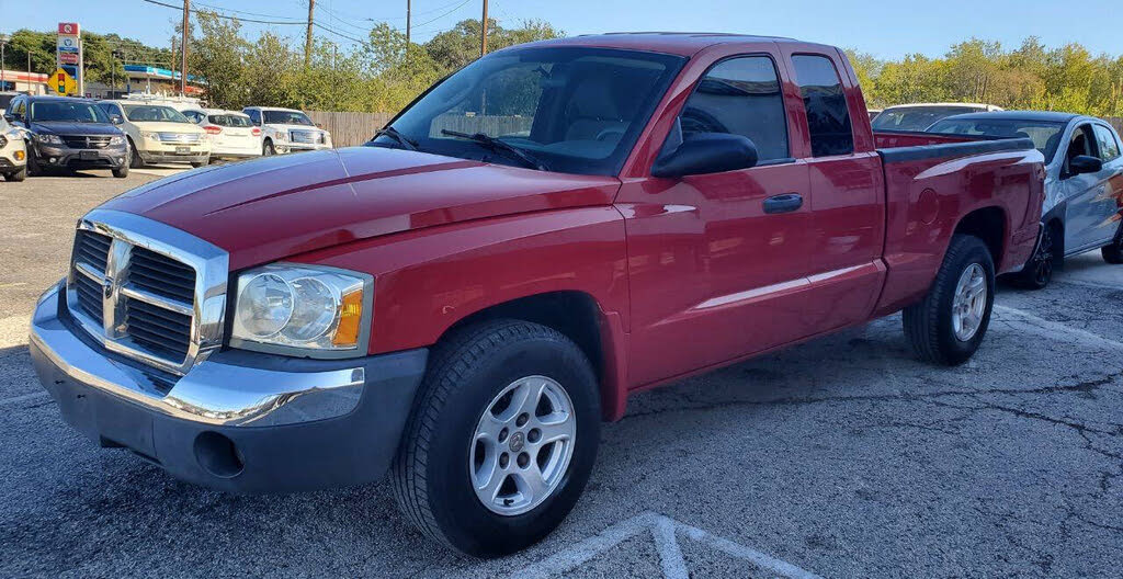 2005 Dodge Dakota SLT Club Cab RWD
