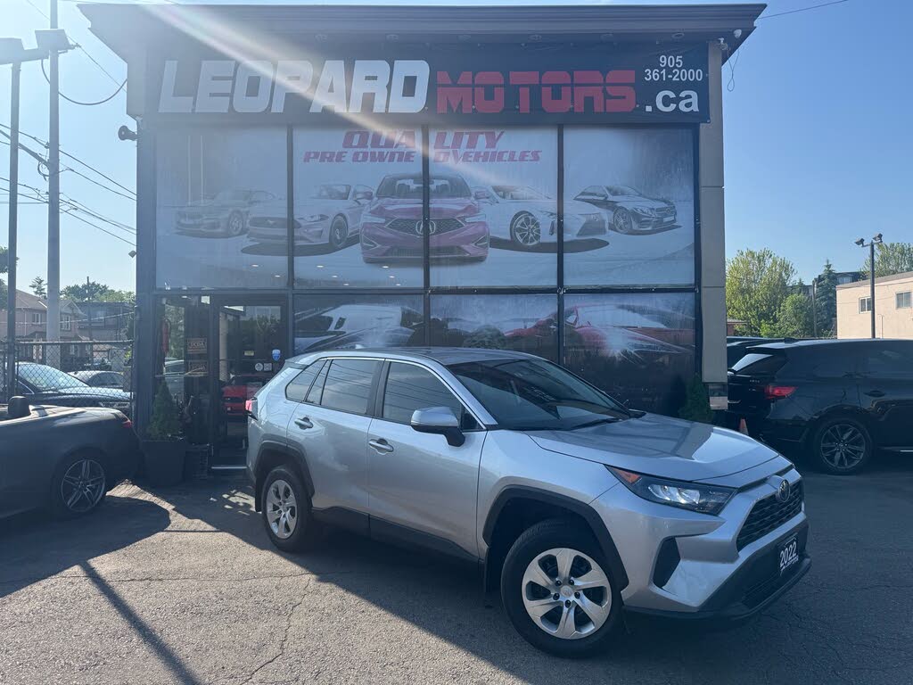 2022 Toyota RAV4 LE FWD