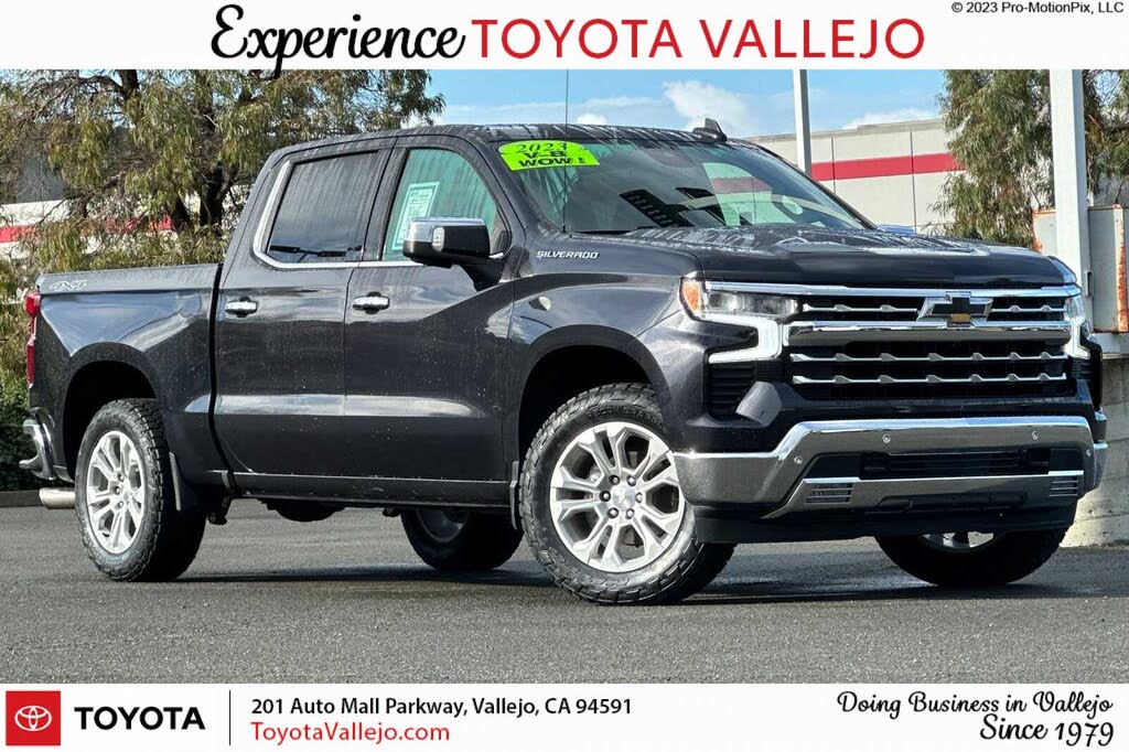 2023 Chevrolet Silverado 1500 LTZ Crew Cab 4WD