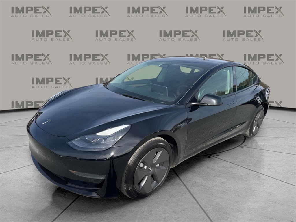 2023 Tesla Model 3 RWD