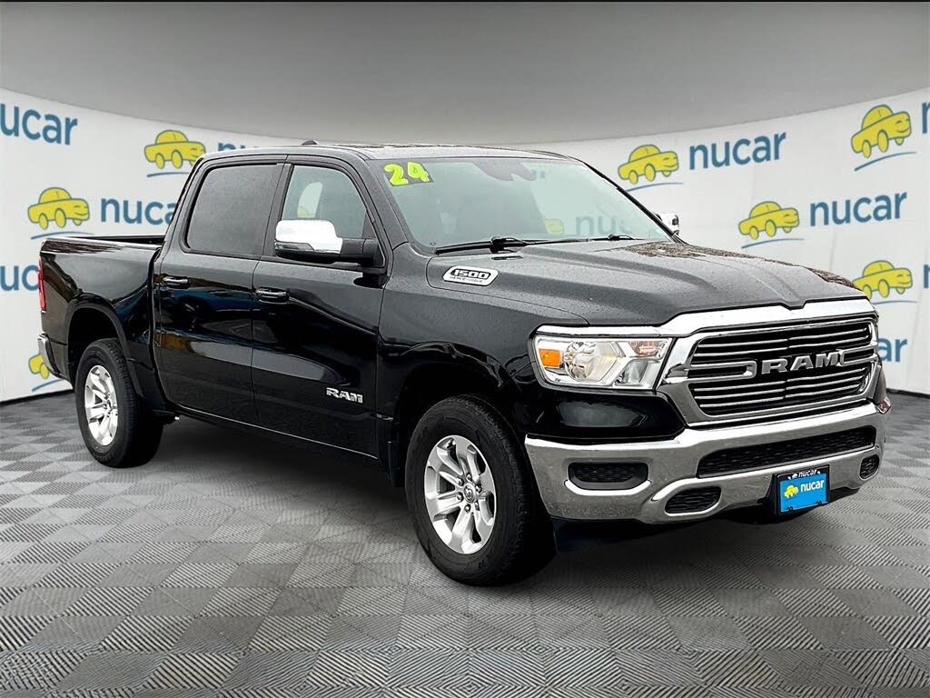 2024 RAM 1500 Laramie Crew Cab 4WD