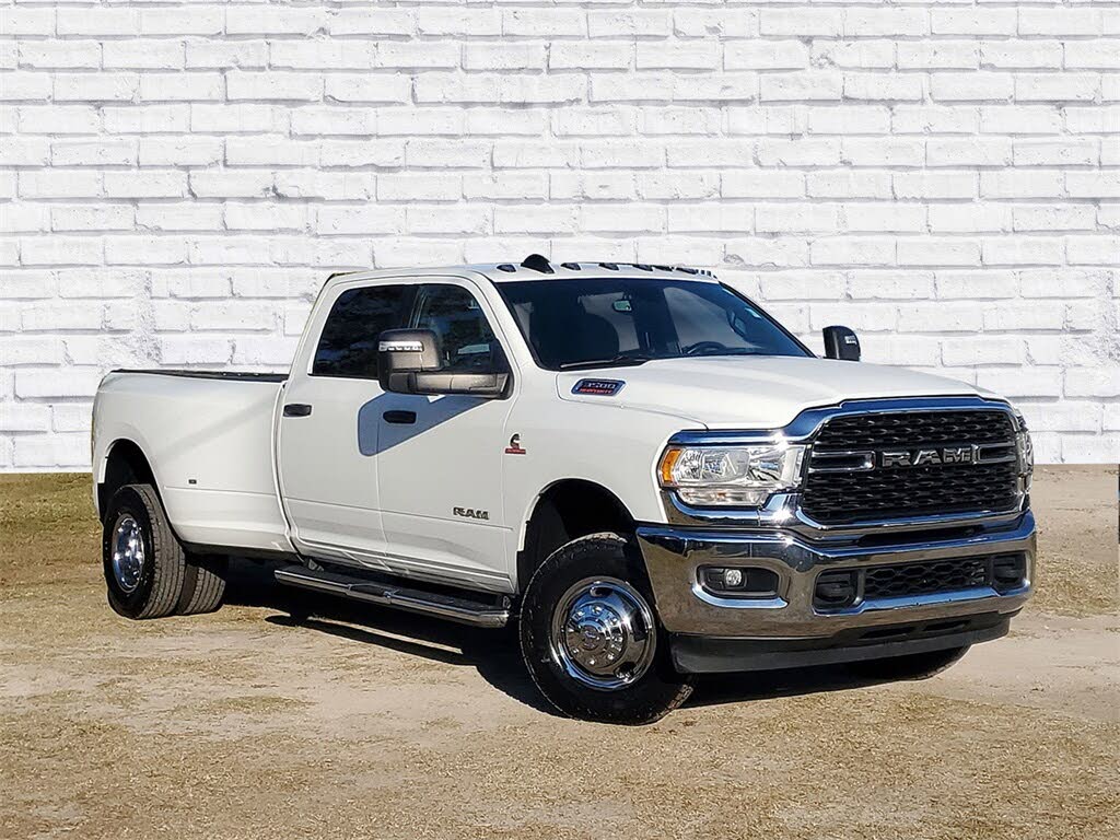 2024 RAM 3500 Big Horn Crew Cab LB DRW 4WD