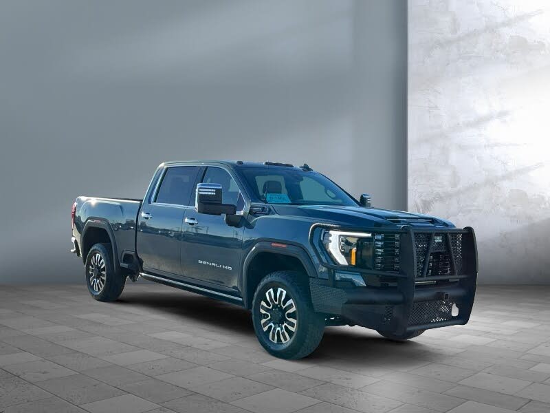 2025 GMC Sierra 3500HD Denali Ultimate Crew Cab 4WD