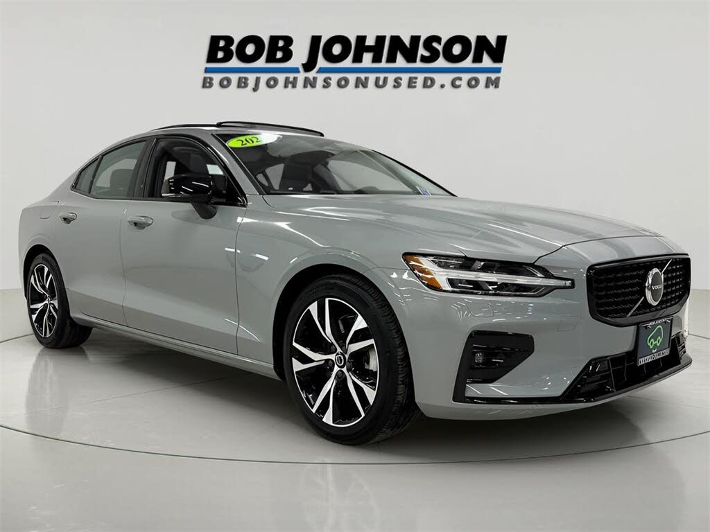 2025 Volvo S60 B5 Core AWD