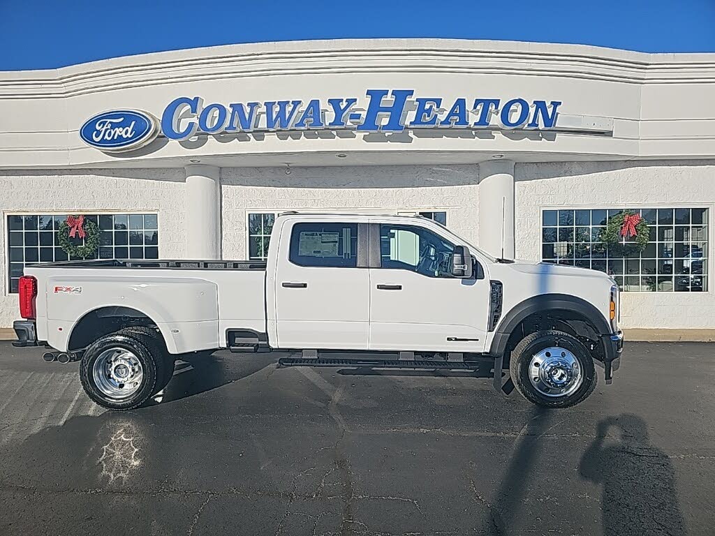 2026 Ford F-450 Super Duty XL Crew Cab LB DRW 4WD