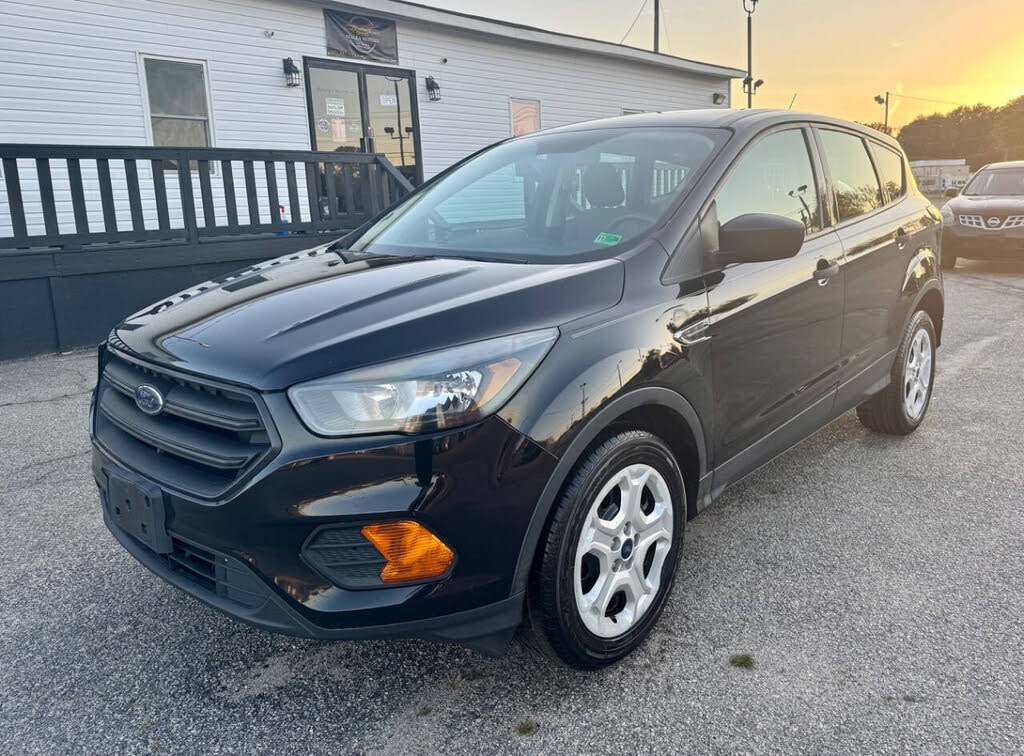 2018 Ford Escape S FWD
