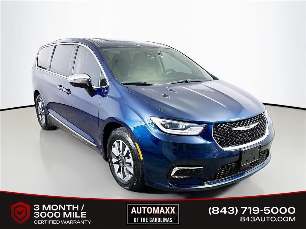 2023 Chrysler Pacifica Hybrid Limited FWD