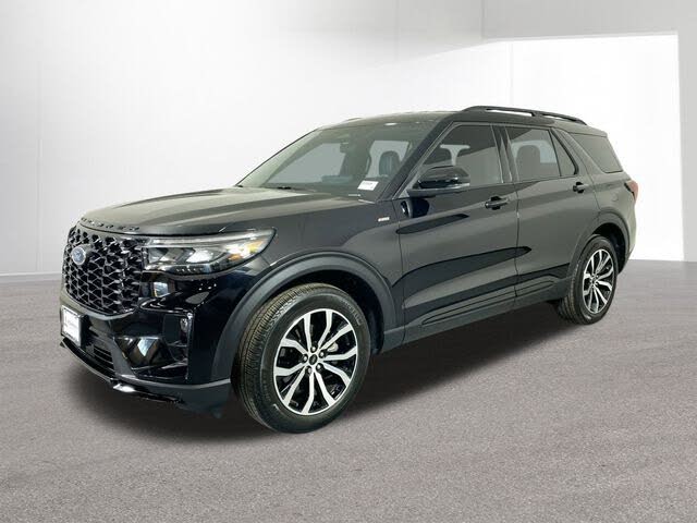 2025 Ford Explorer ST-Line AWD