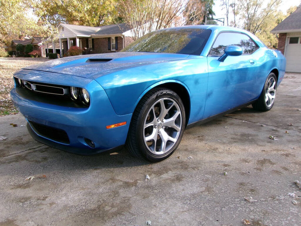 2016 Dodge Challenger SXT RWD