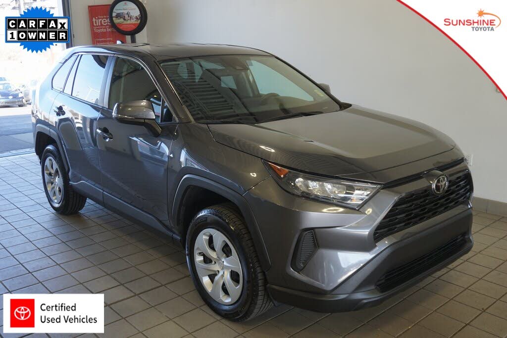 2022 Toyota RAV4 LE AWD