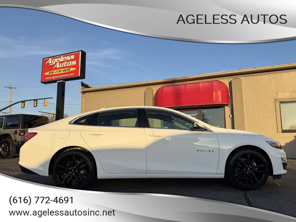 2023 Chevrolet Malibu LT with 1LT FWD