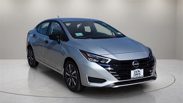 2025 Nissan Versa S FWD