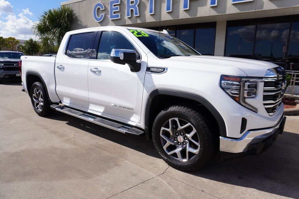 2023 GMC Sierra 1500 SLT Crew Cab 4WD