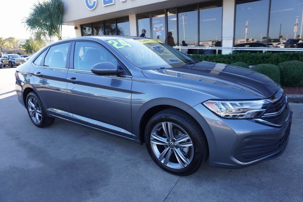 2024 Volkswagen Jetta SE FWD