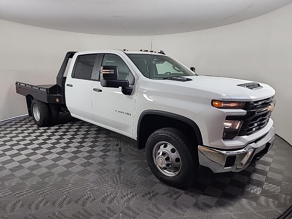2025 Chevrolet Silverado 3500HD Work Truck Crew Cab LB 4WD