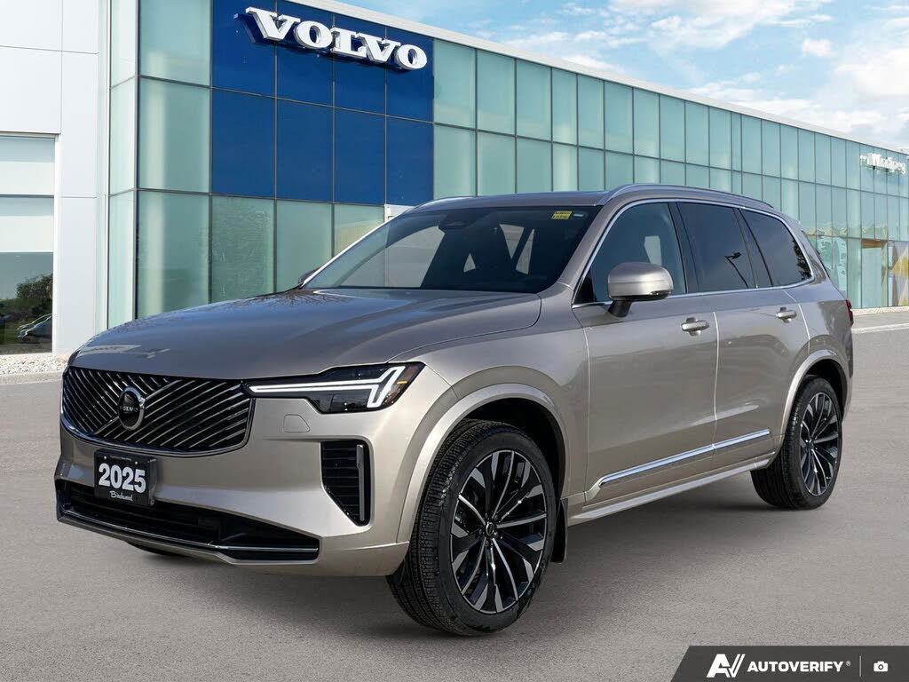 2025 Volvo XC90 B6 Core Bright Theme AWD